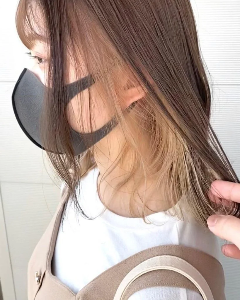 ベージュ　🐪